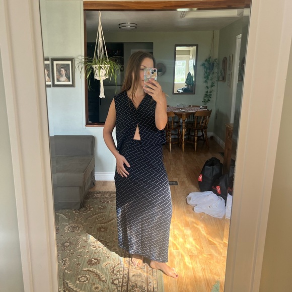 Stunning vintage two piece. - Picture 3 of 3